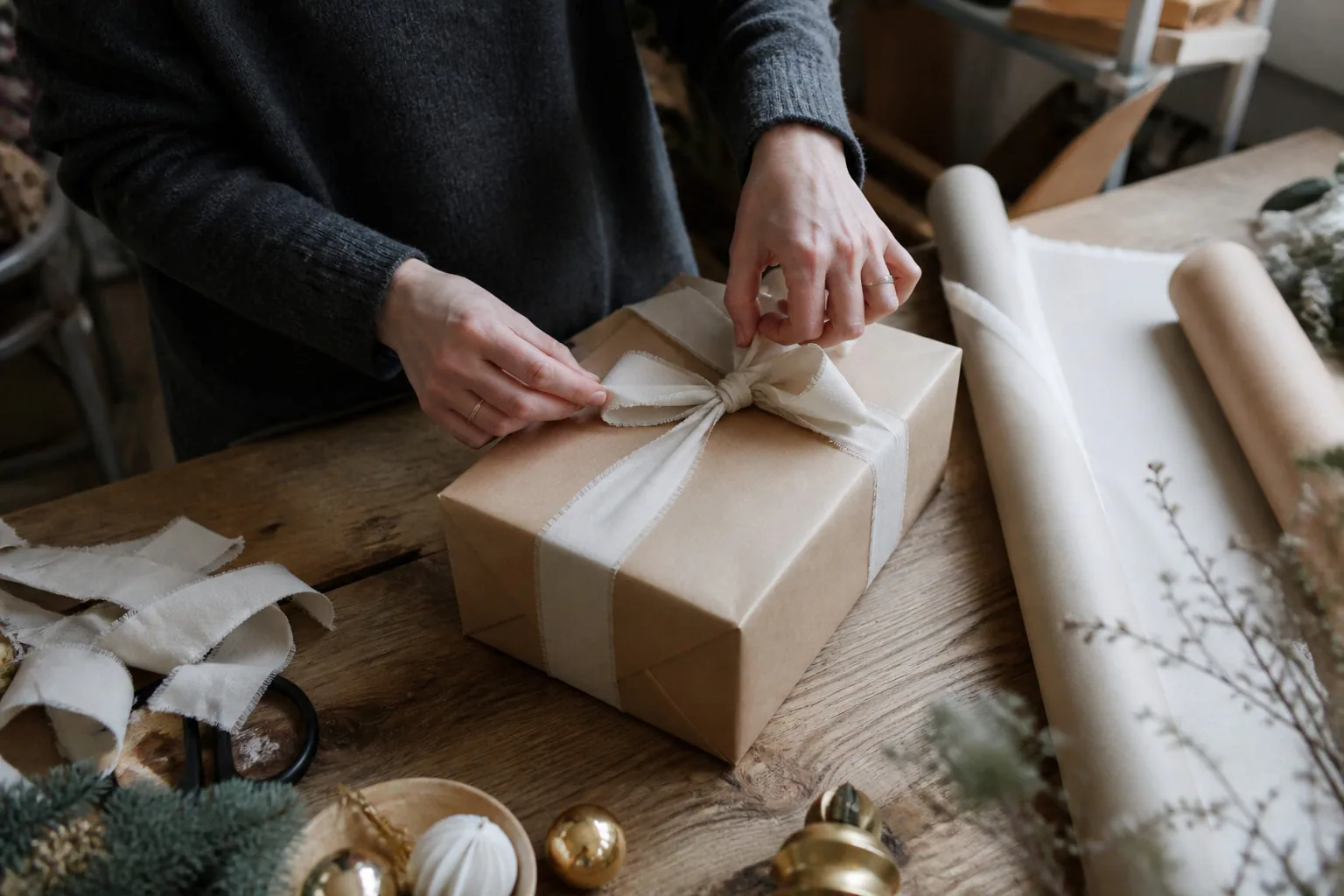 Holiday Gifts product application